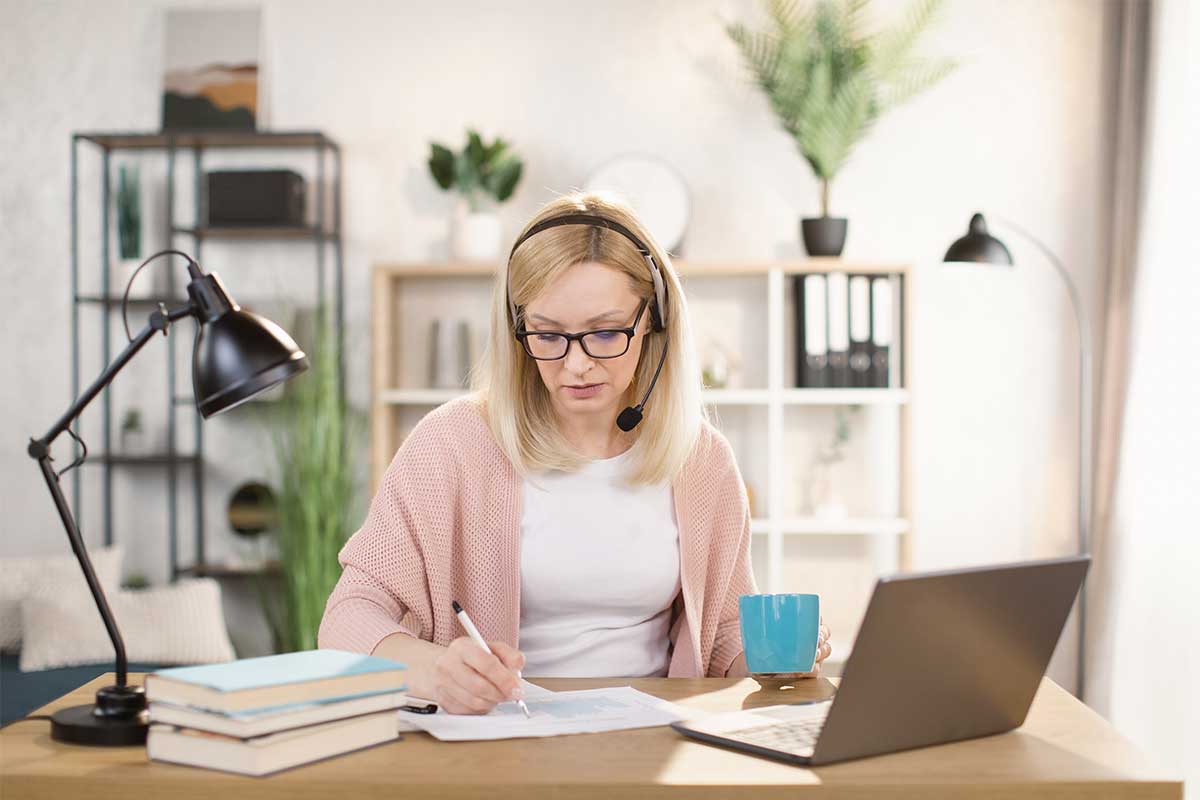 Реализация-образовательных-программ-в-университете-с-применением-электронного-обучения-и-дистанционных-образовательных-технологий